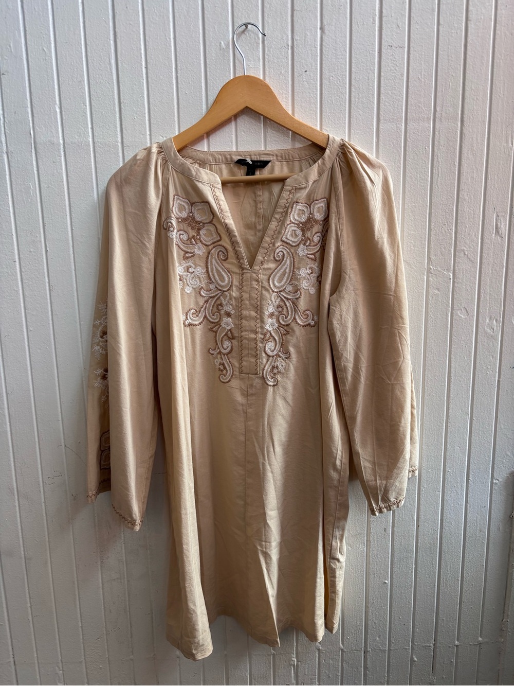 Banana republic Beige Embroidered V-Neck Women’s Tunic Dress